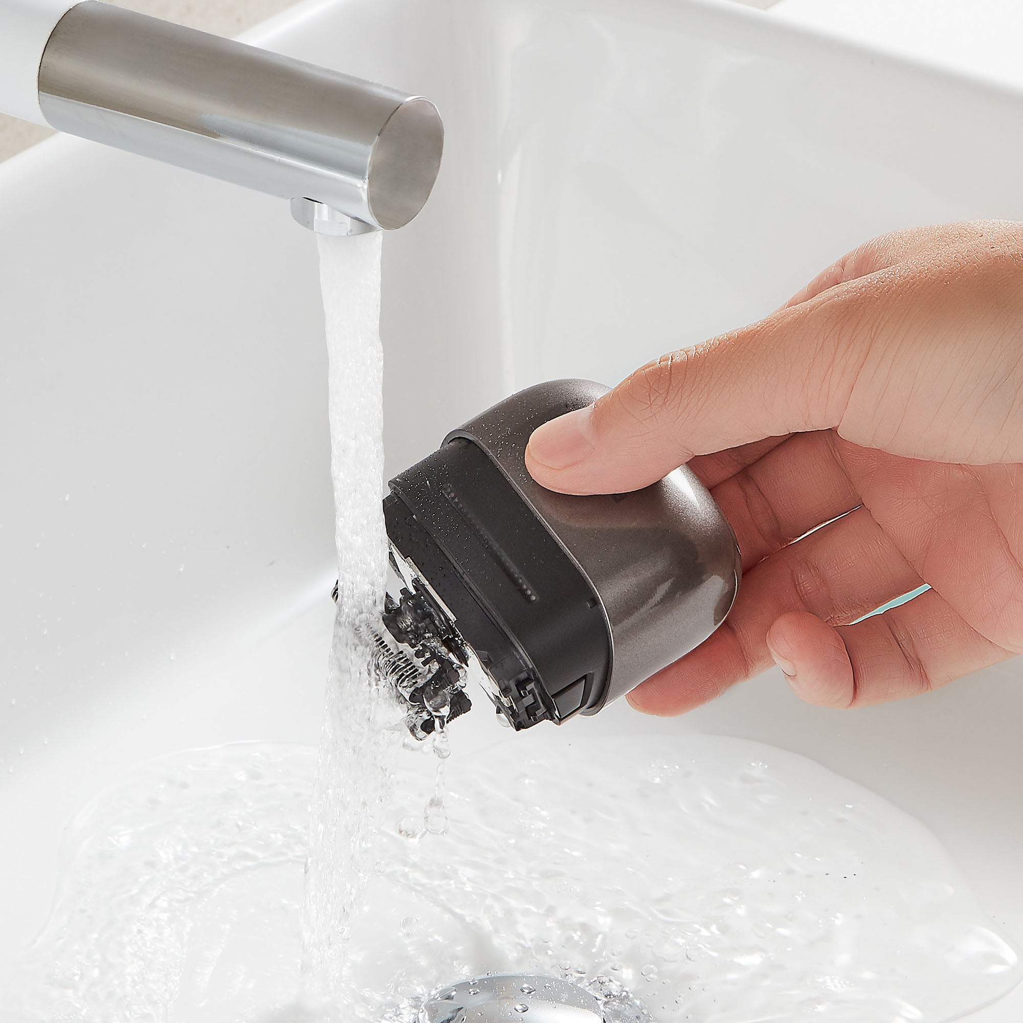 Swipe Right Electric Travel Shaver for Men