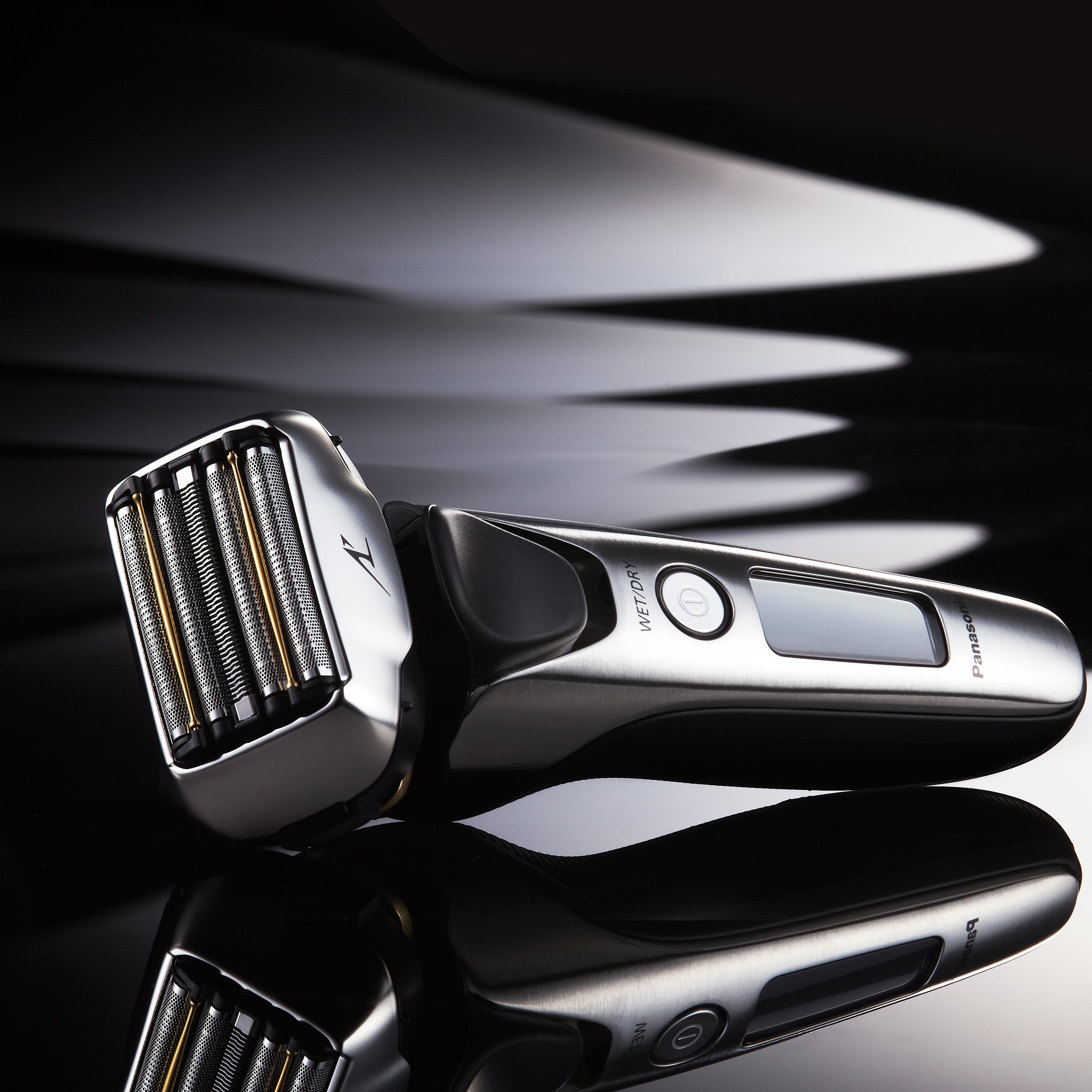 ARC5 5-Blade Men's Electric Shaver with Titanium Rollers