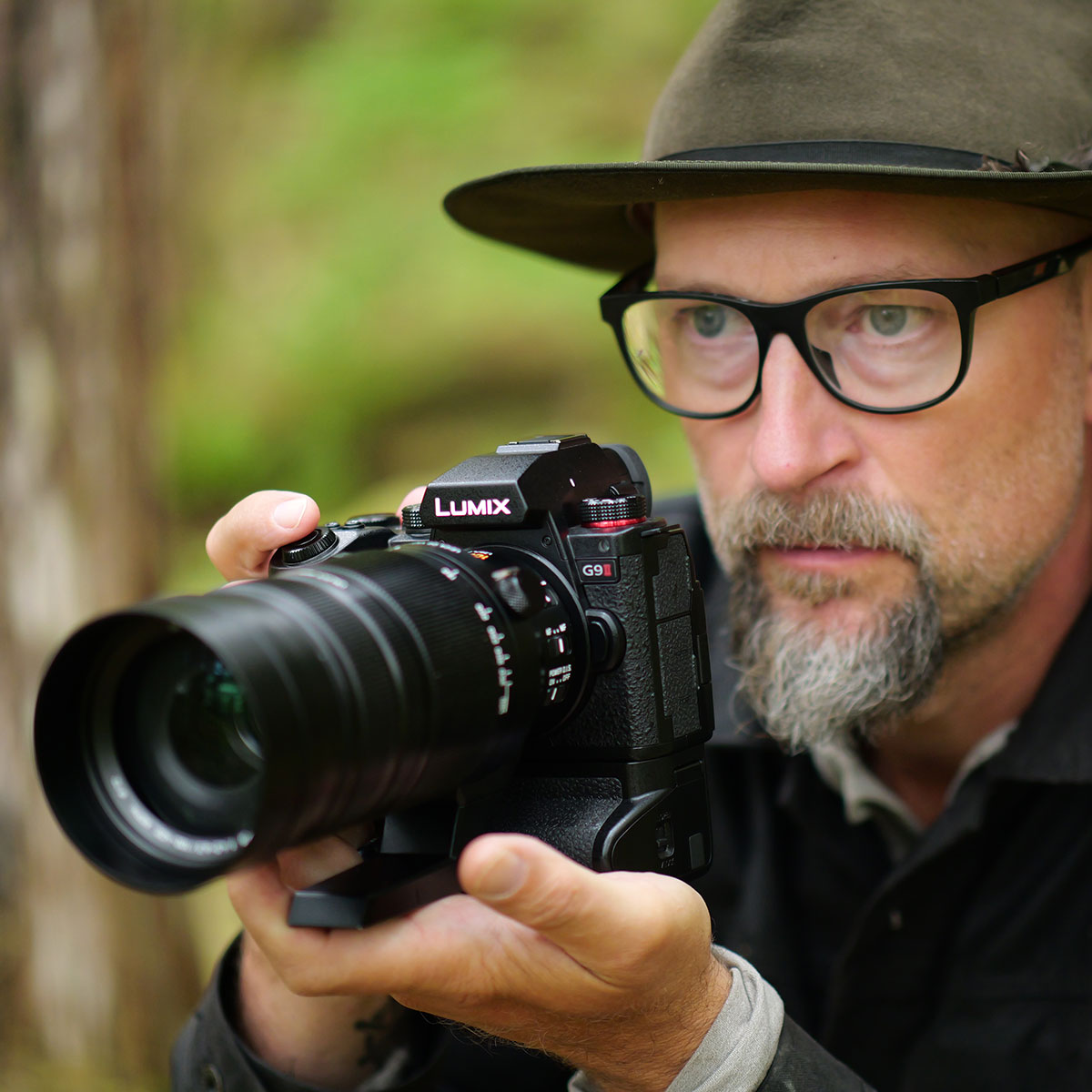 G9II Mirrorless Camera + 12-60mm F2.8-4.0 Lens