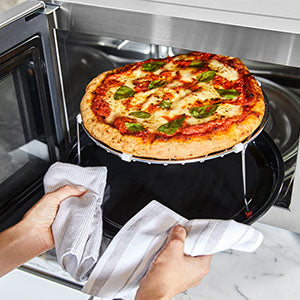 Panasonic HomeCHEF™ 4-in-1 Multi-oven with Inverter Technology