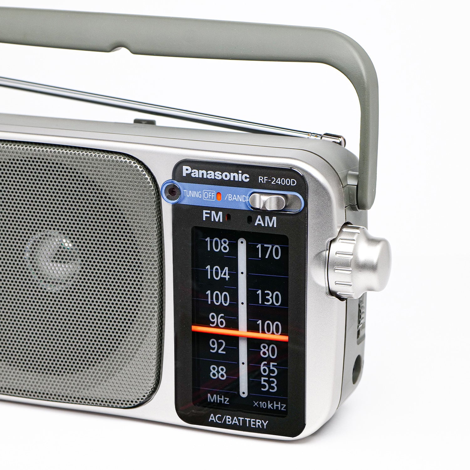 Panasonic Portable Am FM Radio Battery Operated Analog AC Power Silver  RF-2400D 