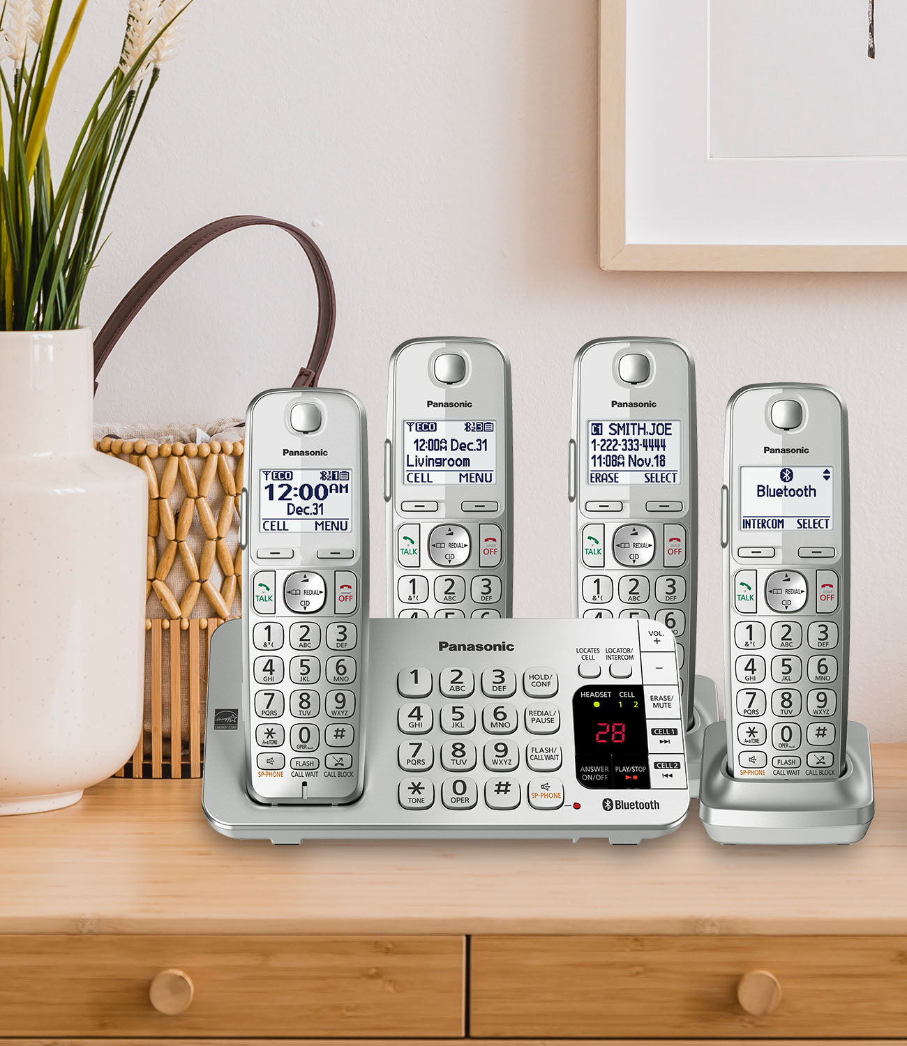 Panasonic Link2Cell Cordless Phone System with 4 Handsets, Digital