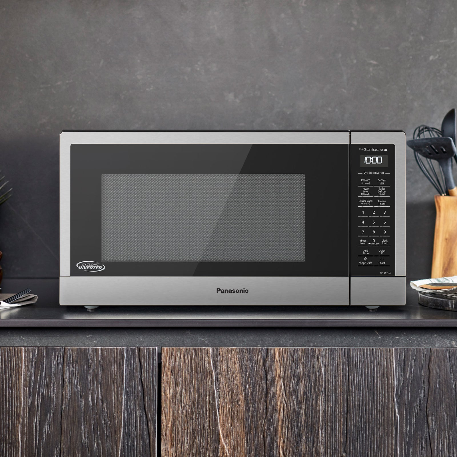 Panasonic Microwave Oven with Cyclonic Wave Inverter Technology, 1.6 cu