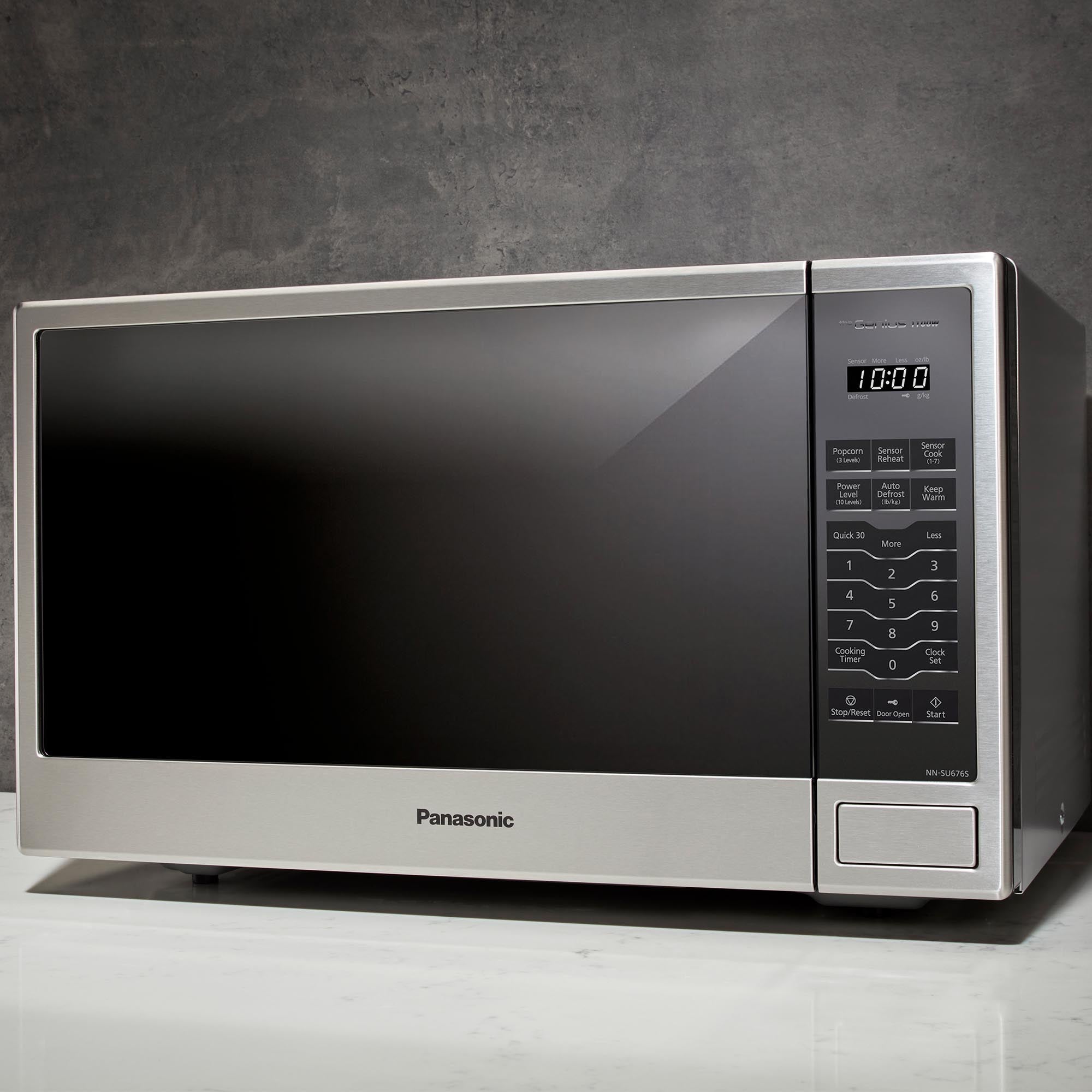 1.3 cu. ft. Countertop Microwave with Genius Sensor Cooking, 1100W - NN-SU676S