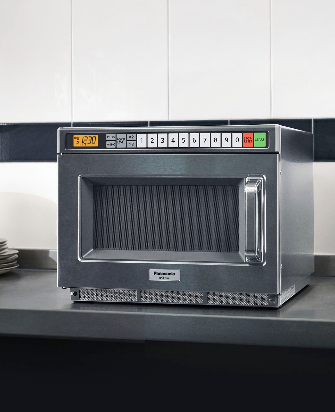 Panasonic Heavy Duty Commercial Microwave Oven, 2100 Watts and 30