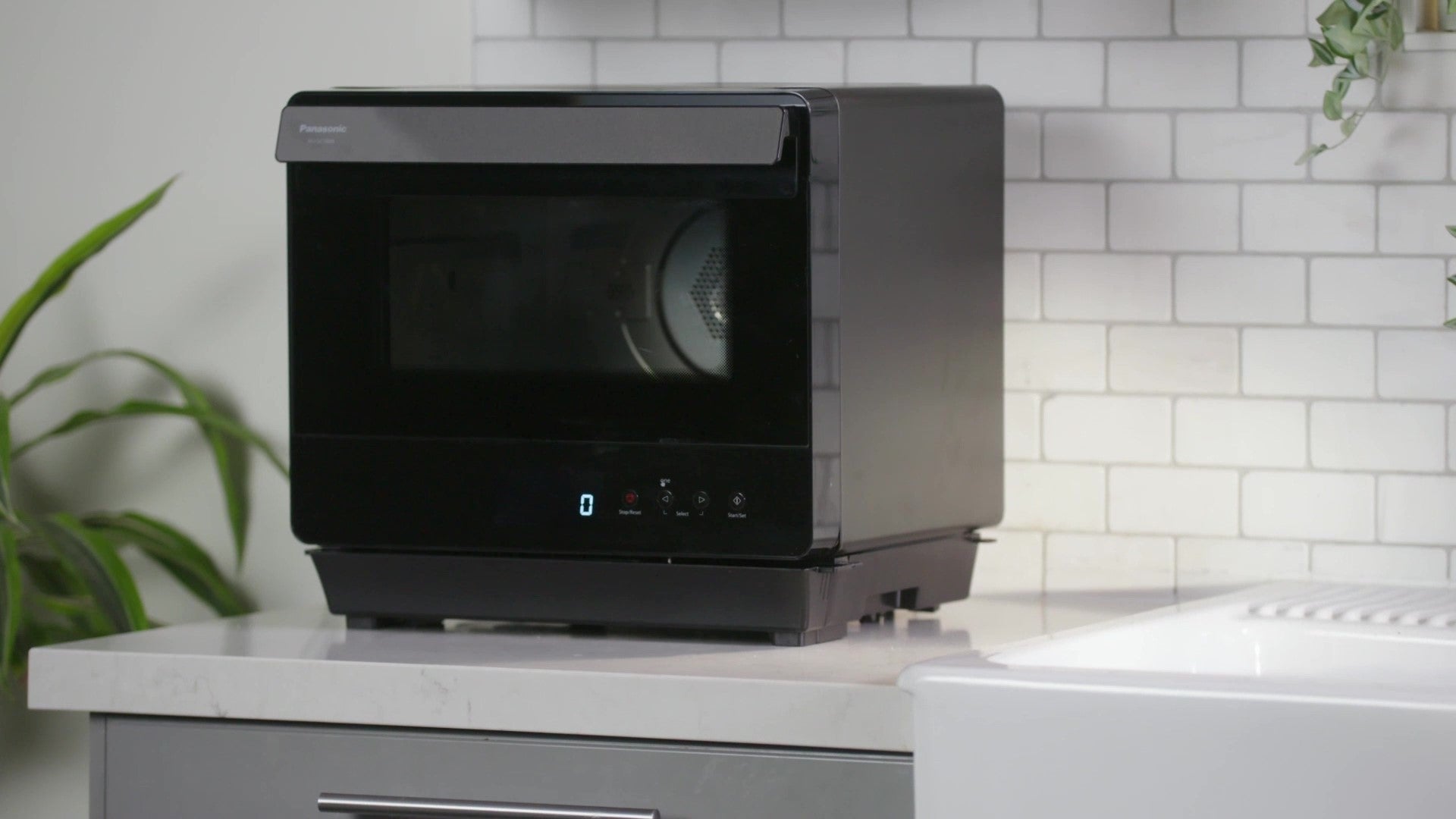 Panasonic HomeCHEF™ 7-in-1 Multi-oven with Steam