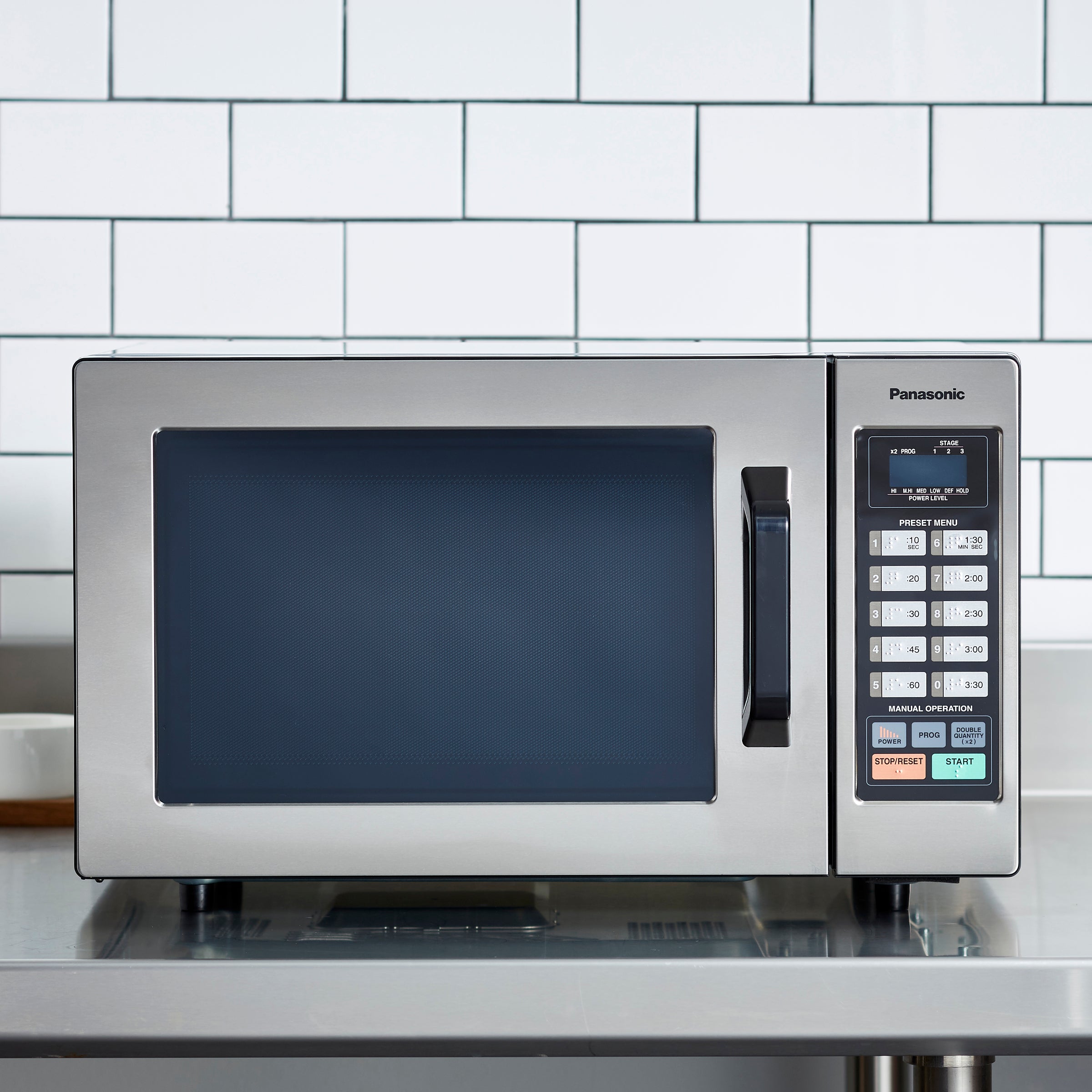 PRO Light Duty Commercial Microwave, Touch Control