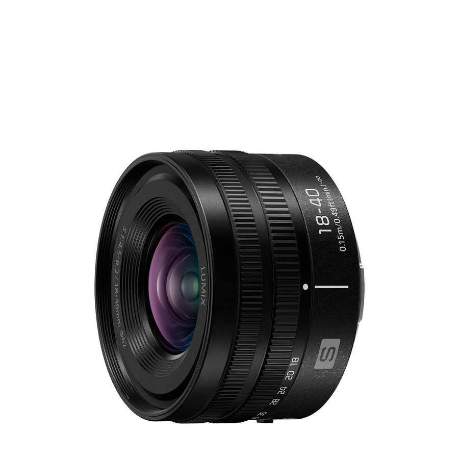 LUMIX S 18-40mm F4.5-6.3 product photo